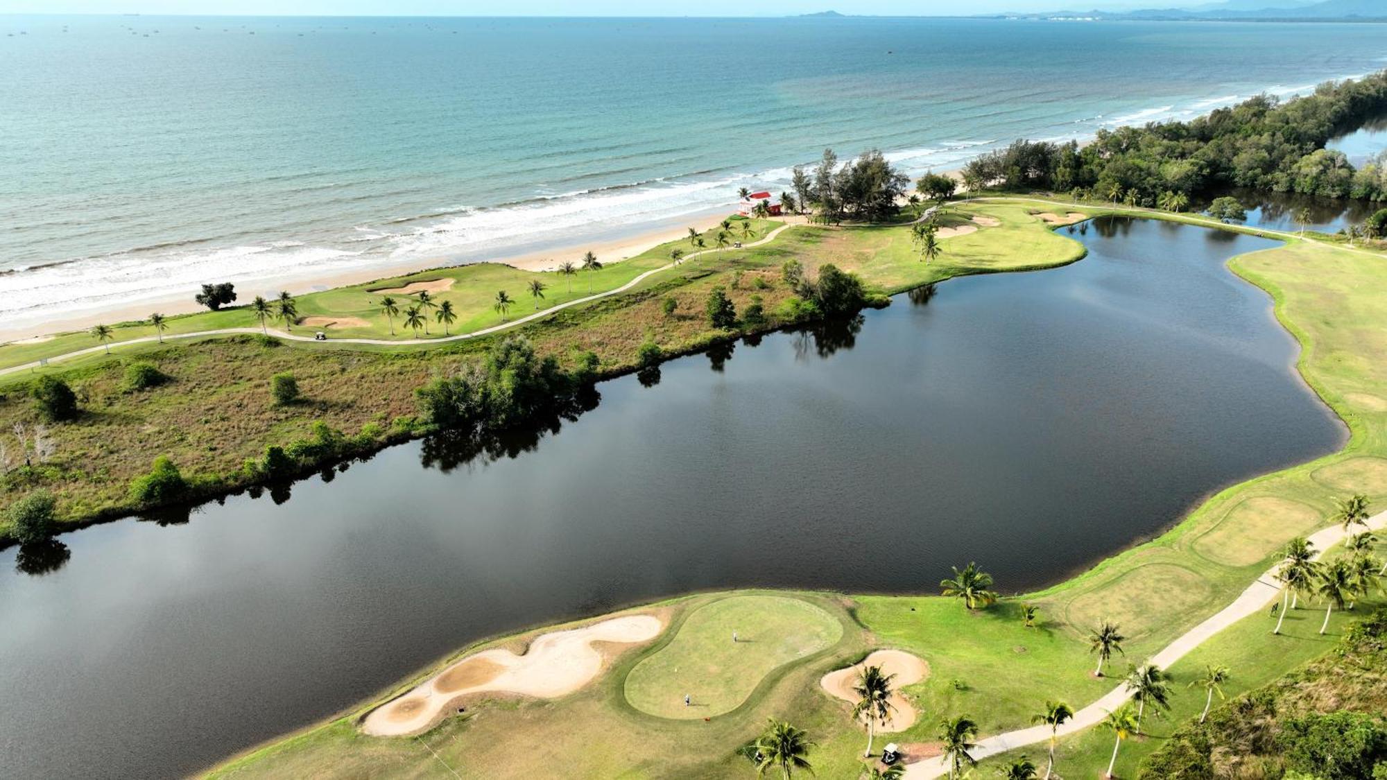 Artitaya Borneo Golf & Resort Papar Εξωτερικό φωτογραφία